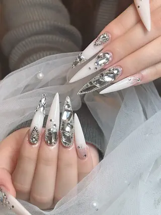 ネイル サリー ネイル　ラボのネイルデザイン