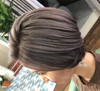 ショート カラー Style Tのヘアスタイル