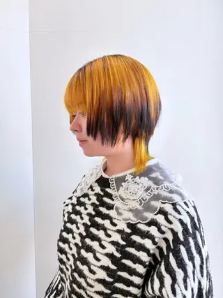 ショート カラー 🧤高明度ハイトーン 🧤莉音のヘアスタイル