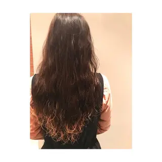 ロング カラー パーマ くるくるパーマ aikoのヘアスタイル