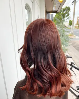 カラー RuLaN AMIのヘアスタイル