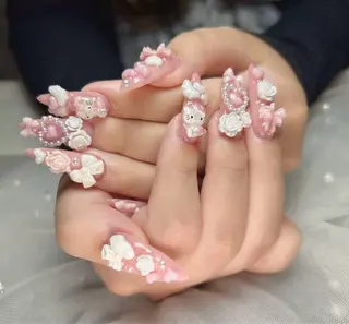 ネイル ゆみ 🌻ひまわりサロンのネイルデザイン