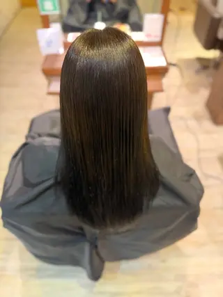 カラー 神野 流嘉のヘアスタイル
