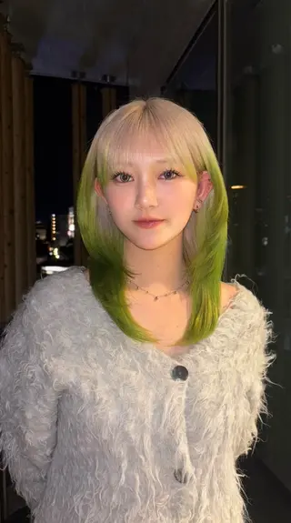 ミディアム カラー 爆撃りこ☆/似合わせ カラー/ハイトーンのヘアスタイル
