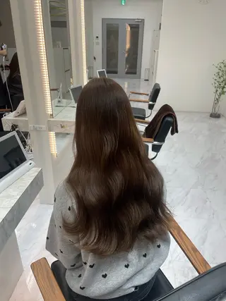 ロング カラー 艶髪ヘア🤍/ 透明感himiのヘアスタイル