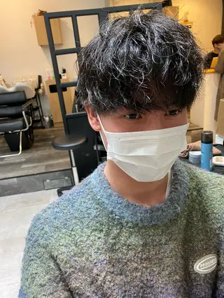 パーマ メンズ 似合う髪型見つけます AYAKAのヘアスタイル