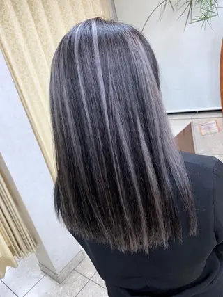 ミディアム 穐田 司樹のヘアスタイル