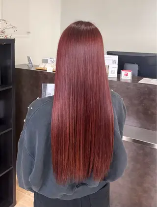 ロング カラー 栗原 志穂のヘアスタイル