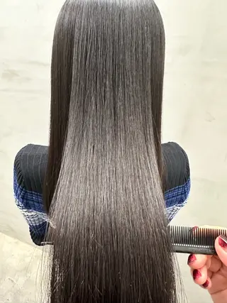 ロング 💎 透明感カラー ✨Erina 💎のヘアスタイル