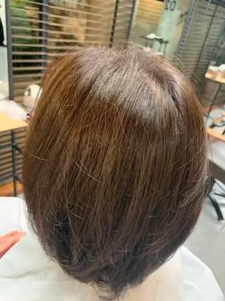 カラー 三好 羽美のヘアスタイル