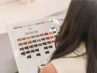 ミディアム カラー 白髪染め専門店 Recolor京橋店のヘアスタイル