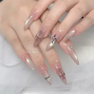 ネイル HIN NAILのネイルデザイン