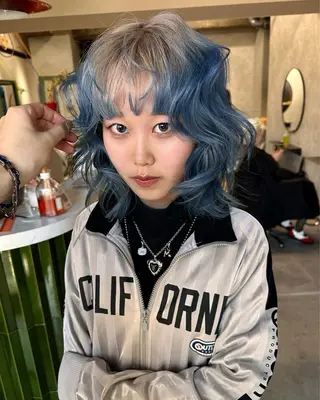 カラー airi໒꒱·゚ /デザインカラーのヘアスタイル