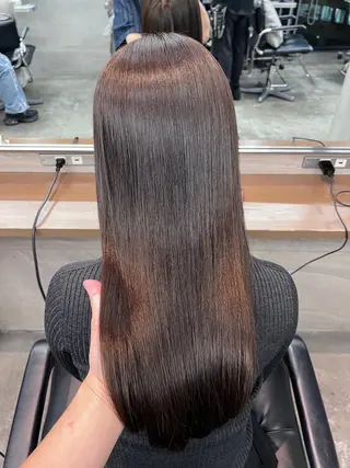 セミロング カラー ムラの出ない艶カラー レイヤーカット千葉のヘアスタイル