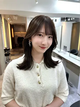 セミロング カラー ミディアムレイヤー 添田晃基のヘアスタイル