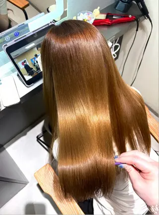 ロング 縮毛矯正🌈髪質 改善✨️MIKI💜のヘアスタイル