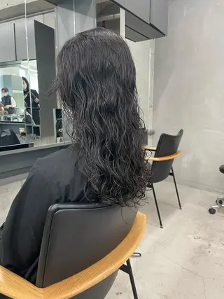 セミロング パーマ 佐伯 和佳のヘアスタイル