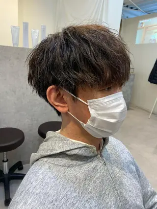 ミディアム パーマ メンズ 似合う髪型見つけます AYAKAのヘアスタイル