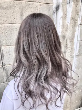 カラー 最高級エクステ /羽エクステ白石宇由のヘアスタイル