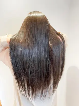 セミロング スパニスト 生駒(いこま)のヘアスタイル