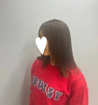 ミディアム 山崎 美羽のヘアスタイル