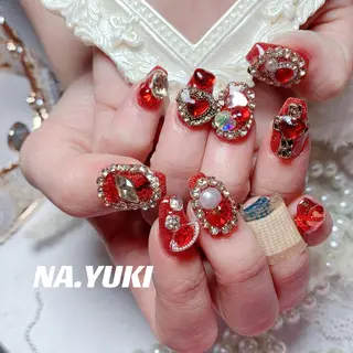 ネイル 🦋 Queenieのネイルデザイン