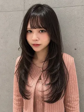 ロング 南 菜花のヘアスタイル