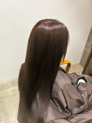 カラー 山越 愛由夢のヘアスタイル