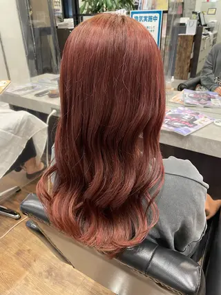 カラー 成瀬 妃生路のヘアスタイル
