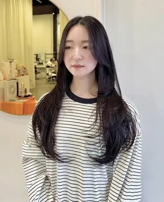 ロング 韓国ヘア/レイヤー /髪質改善🦋イブキのヘアスタイル