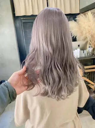 セミロング カラー 渋谷ケアブリーチ Suuのヘアスタイル