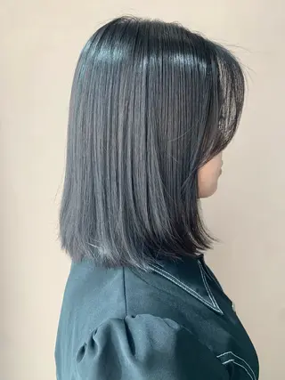 ショート カラー hubhair レイヤー/透明感のヘアスタイル