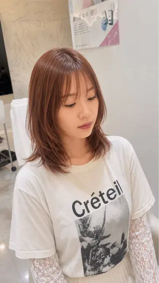 ミディアム 朝尾 愛花のヘアスタイル