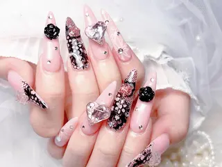 ネイル 🎀まゆ 🪽🐾のネイルデザイン