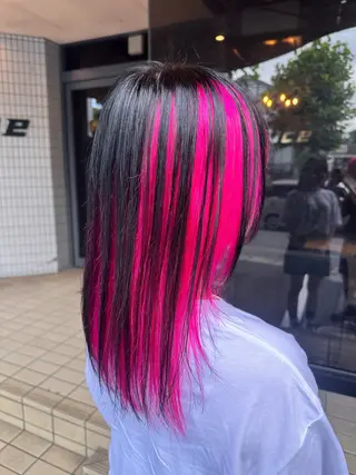 セミロング カラー タカツド ユウキのヘアスタイル
