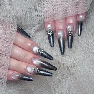 ネイル マギー ネイル🦋のネイルデザイン