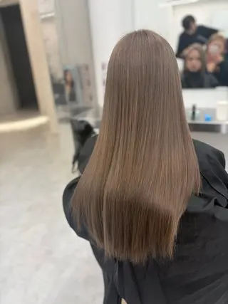 ロング 艶髪ハイトーンカラー 渋谷🎀ririkaのヘアスタイル