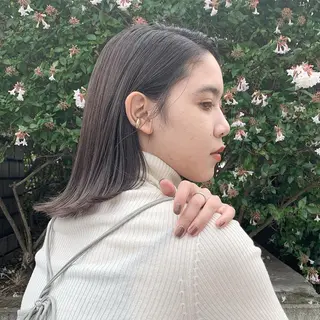 ミディアム カラー ヘアアレンジ 本間 結衣のヘアスタイル