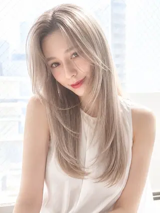 セミロング カラー ヘアアレンジ 髪質改善🫧縮毛矯正 ハイトーン/れんのヘアスタイル