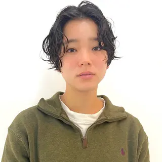 ショート パーマ 🦭era shiori🦭のヘアスタイル