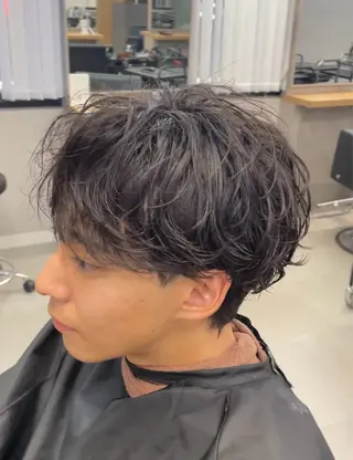 ショート カマタ ハルキのヘアスタイル