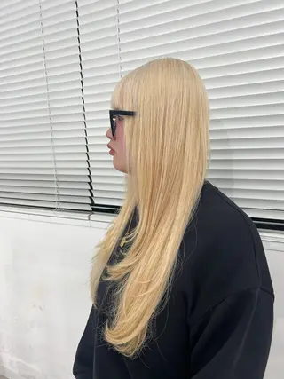 カラー REN🤍ハイトーン ×韓国レイヤーのヘアスタイル