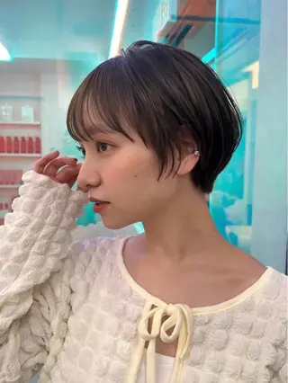 カラー ♻️ブリーチなし カラー♻️のヘアスタイル