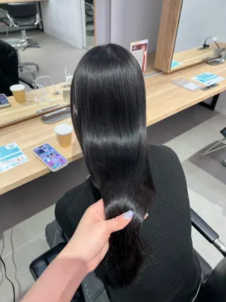 ロング カラー うるぷるカラー 🤍 Naanoのヘアスタイル