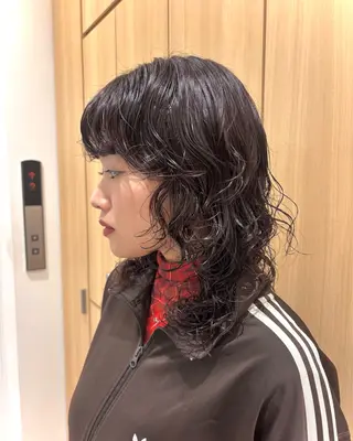 セミロング パーマ かどた はるなのヘアスタイル