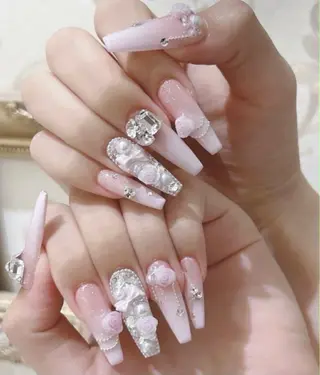 ネイル MoonHi Nail 朝霞台のネイルデザイン