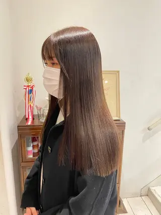 ロング カラー 橘　愛佳/暖色系 レイヤーカットのヘアスタイル