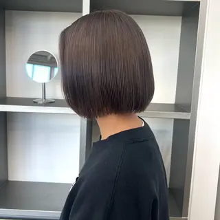 セミロング 🌼動き×透明感🩵 ハイトーン/ナナのヘアスタイル