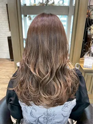 カラー Tiffa銀座 / あおいのヘアスタイル