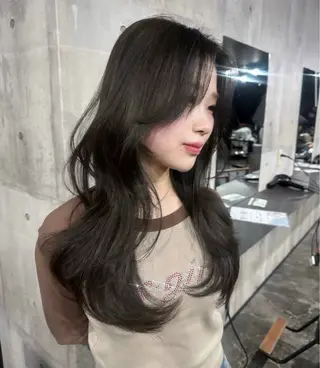 ロング amy .のヘアスタイル